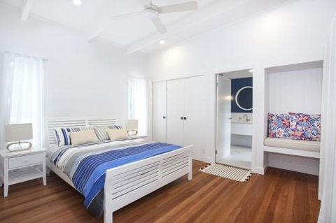 THE PERFECT BEACH HOUSE - Tourism Noosa 2