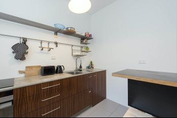 Spacious One Bedroom Heart Of Potts Point H333 - Tourism Noosa 5
