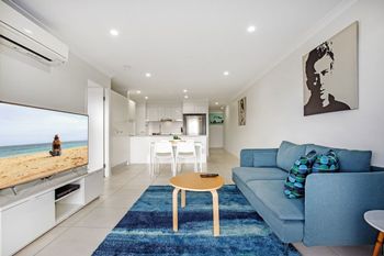 Cotton Tree Modern Apartment - Tourism Noosa 2