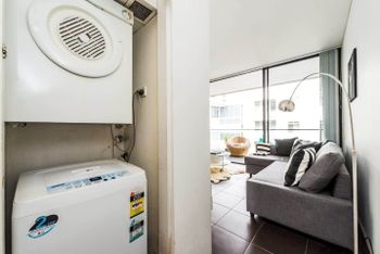 Executive Two Bed Penthouse Studio In The City - Tourism Noosa 5