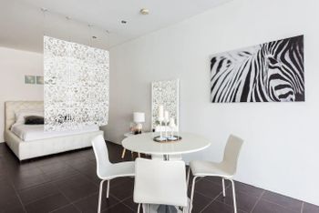 Executive Two Bed Penthouse Studio In The City - Tourism Noosa 6