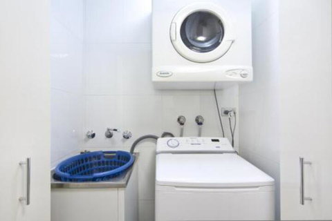 Astra Apartments Sydney Kent Street - Tourism Noosa 2