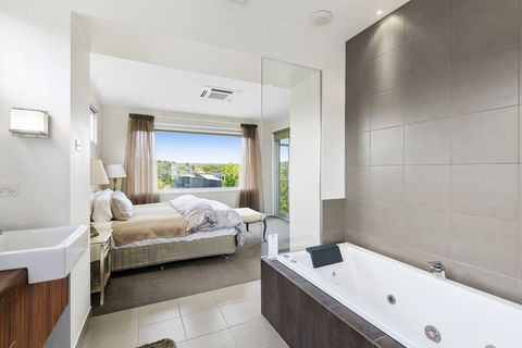 Bilsons Landing East - Tourism Noosa 3