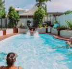 Beach  Bay Holiday House - Tourism Noosa
