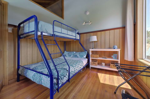 Sheoak On The Bay - Tourism Noosa 0