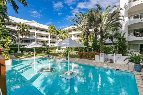 Poolside Apt In Alamanda Beachfront Resort 67 - Tourism Noosa 2