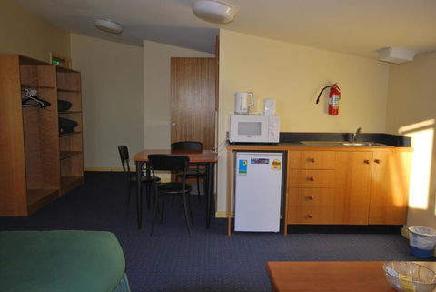 Alpine Heights 28 - Tourism Noosa 4