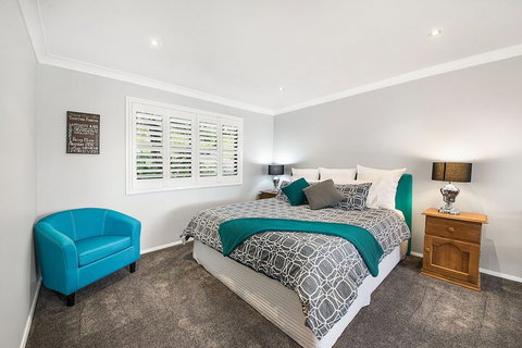 Forresters Beach Bed & Breakfast - Tourism Noosa 3