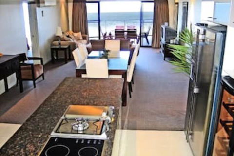 Pacific Reef By Kacys - Tourism Noosa 3