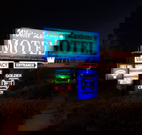 White Lanterns Motel - Tourism Noosa