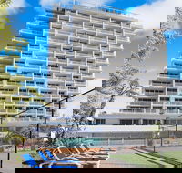 Elouera Tower Beachfront Apartments - Tourism Noosa