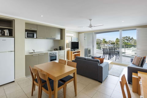 Oaks Hervey Bay Resort And Spa - Tourism Noosa 5