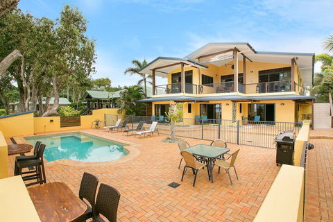 Taihoa Holiday Units - Tourism Noosa 5