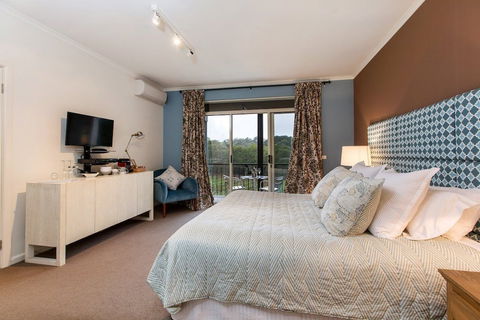 Mantons Creek Estate & Lodge - Tourism Noosa 1