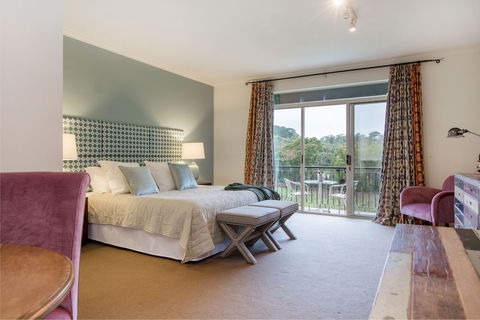 Mantons Creek Estate & Lodge - Tourism Noosa 0