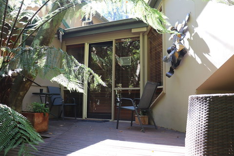 Linden Gardens Rainforest Retreat - Tourism Noosa 0
