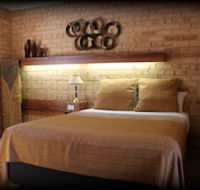 York Motel - Tourism Noosa