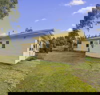 Giants Table and Cottages