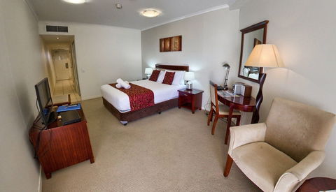 Ocean Views Resort - Tourism Noosa 4