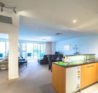 Glenelg Beachside Apartments - Tourism Noosa