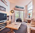 Lhotsky Apartments - Tourism Noosa