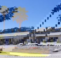 Dog Rock Motel - Tourism Noosa