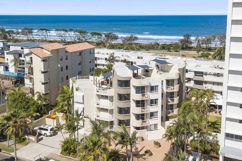 Burlington Holiday Apartments - Tourism Noosa 4