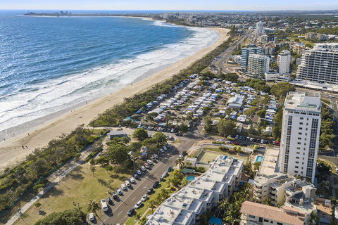 Burlington Holiday Apartments - Tourism Noosa 2