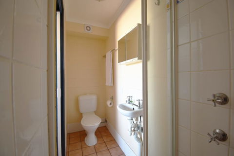 Caloundra Backpackers - Hostel - Tourism Noosa 0