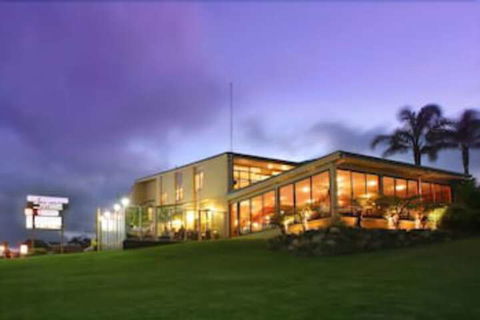 Whale Motor Inn And Restaurant - Tourism Noosa 0