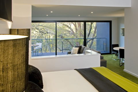 Saltus Luxury Accommodation - Tourism Noosa 3
