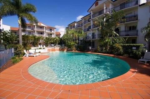 Blue Water Bay Luxury Villas - Tourism Noosa 5