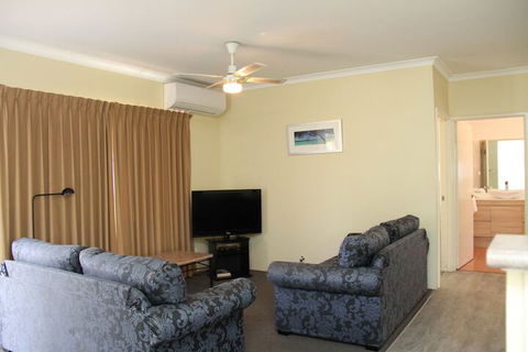Gale Street Motel And Villas - Tourism Noosa 5