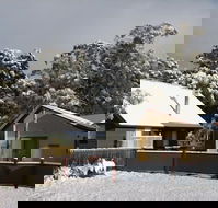 Derwent Bridge Chalets  Studios