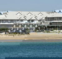Ocean Centre Hotel - Tourism Noosa