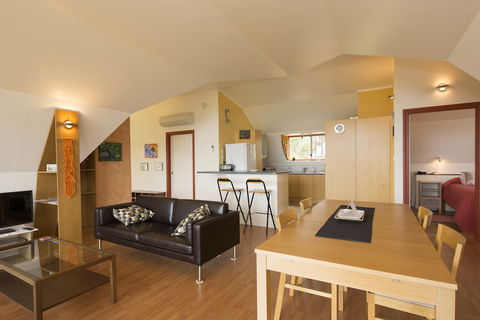 Tennessee Hill Chalets - Tourism Noosa 6