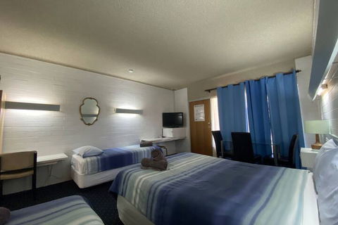 Capri Motel - Tourism Noosa 5