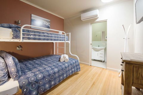 Port Lincoln YHA - Tourism Noosa 5