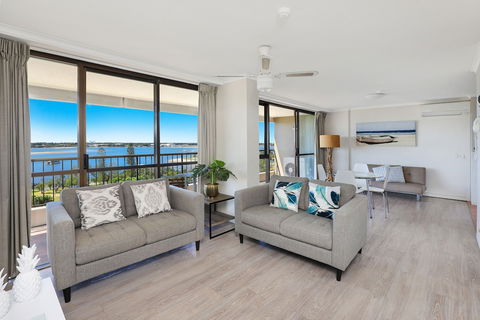 Palmerston Tower Holiday Apartments - Tourism Noosa 6