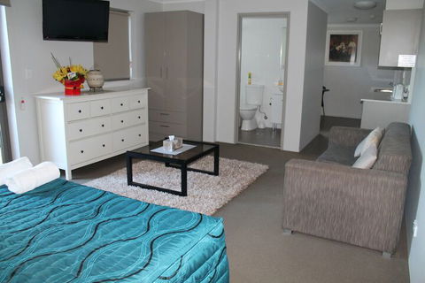 Strathfield Executive Accommodation - Tourism Noosa 6