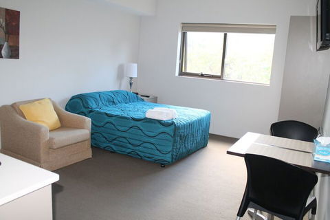 Strathfield Executive Accommodation - Tourism Noosa 7