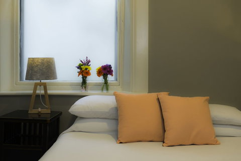 Athelstane House - Tourism Noosa 6