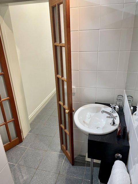 Athelstane House - Tourism Noosa 1