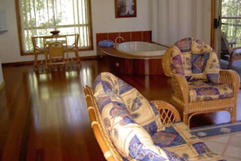 Bewong River Retreat - Tourism Noosa 2