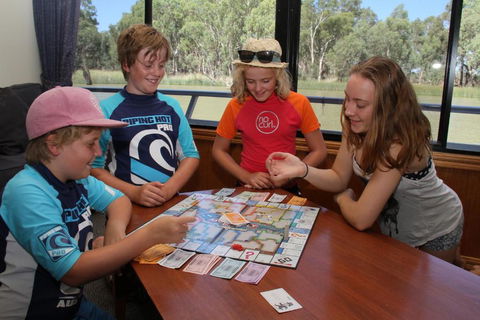 Mildura Houseboats - Tourism Noosa 2