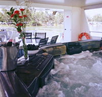 Mildura Houseboats - Tourism Noosa