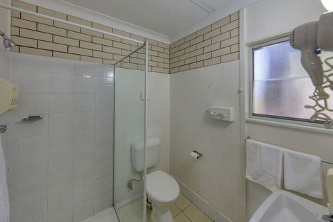 Binalong Motel - Tourism Noosa 5