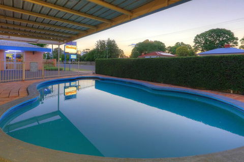 Binalong Motel - Tourism Noosa 2