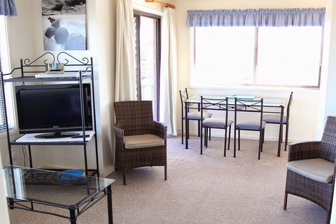 Narooma Palms Holiday Apartments - Tourism Noosa 7