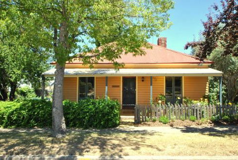 Cooma Cottage - Tourism Noosa 5